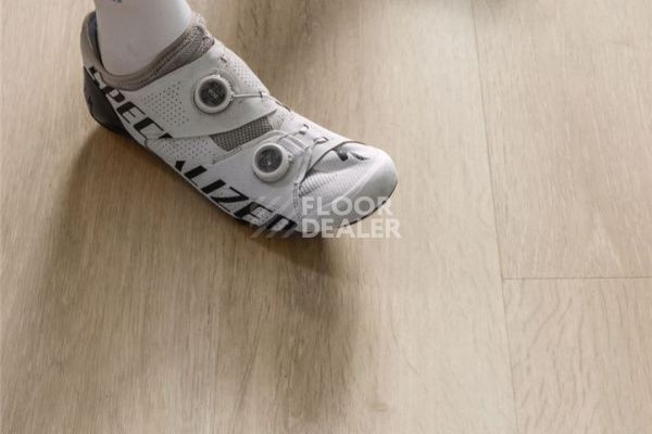 Плитка ПВХ Quick Step Vinyl Medium Planks AVMP AVMP40080   Дуб морской бежевый фото 1 | FLOORDEALER